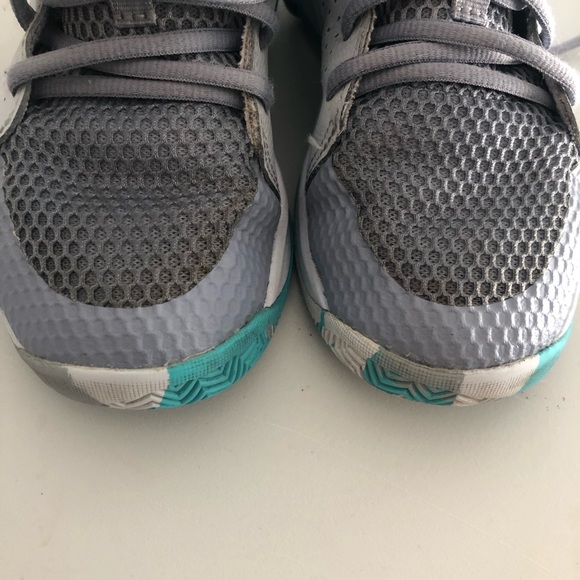 Under Armour sneakers - Picture 5 of 9